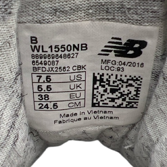 New Balance Women’s 1550 Suede Grey/Steel Silver sz7.5 - Picture 6 of 8